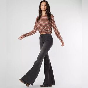 Just Float On Flare Stretch Jean Size 26